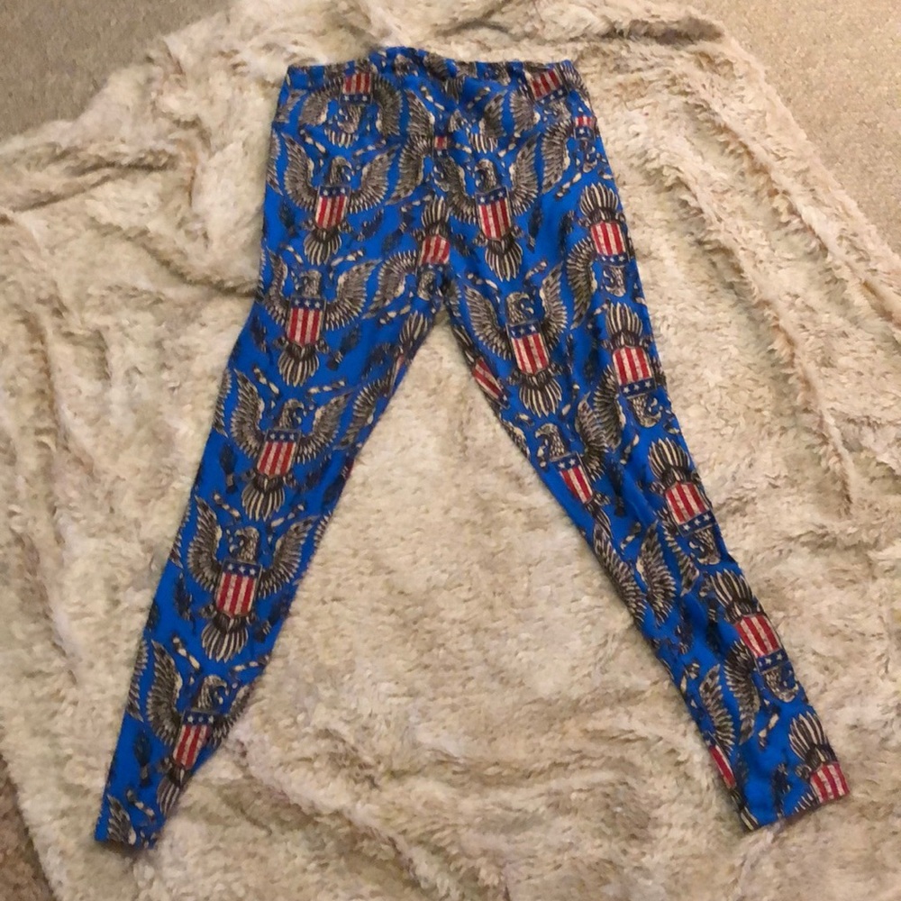 Lularoe Tall & Curvy American leggings!